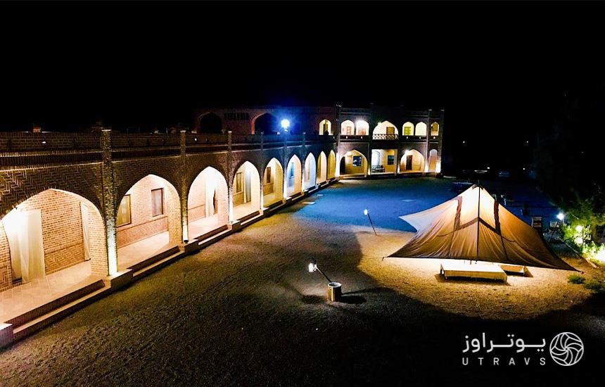 کمپ کویری متین آباد از کویرهای اصفهان